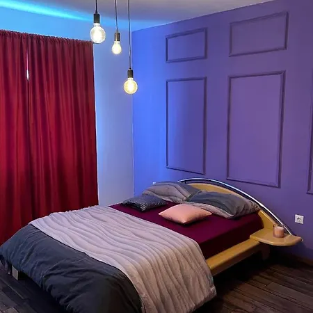 Modern Art Apartment